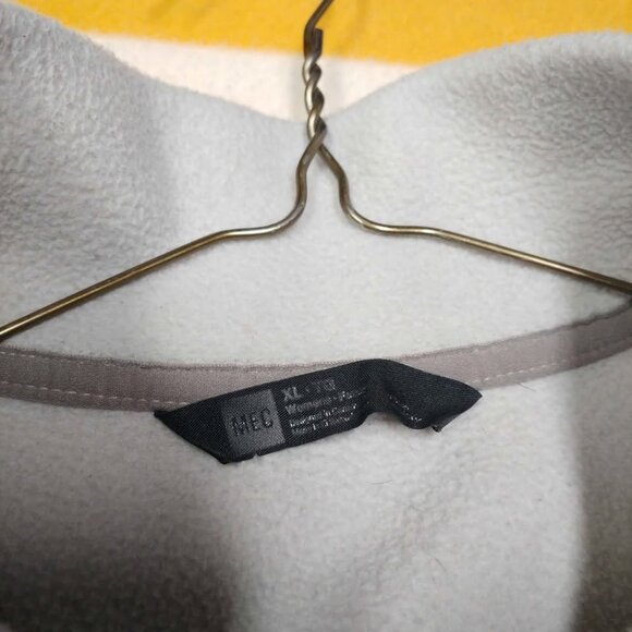 MEC Sweater Women's XL Polar Fleece Colour Block Full Zip Chest Pocket Comfy - Picture 4 of 6